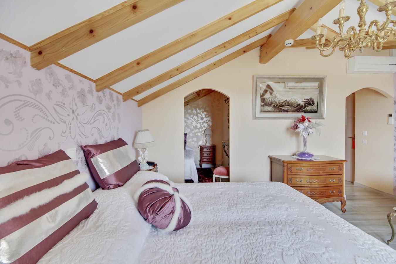 Le Chateau De Mei Lese La Croix-Valmer Habitación foto