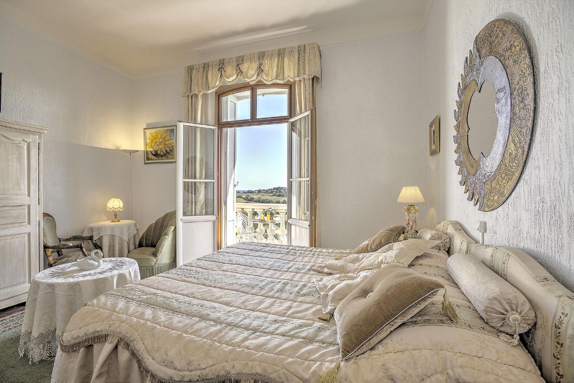 Le Chateau De Mei Lese La Croix-Valmer Habitación foto